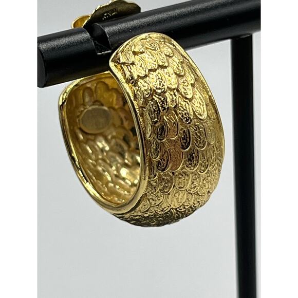 Bellezza Italy Hammered Textured Gold Tone Chunky Half Hoop 925 Back Earrings - Picture 8 of 14